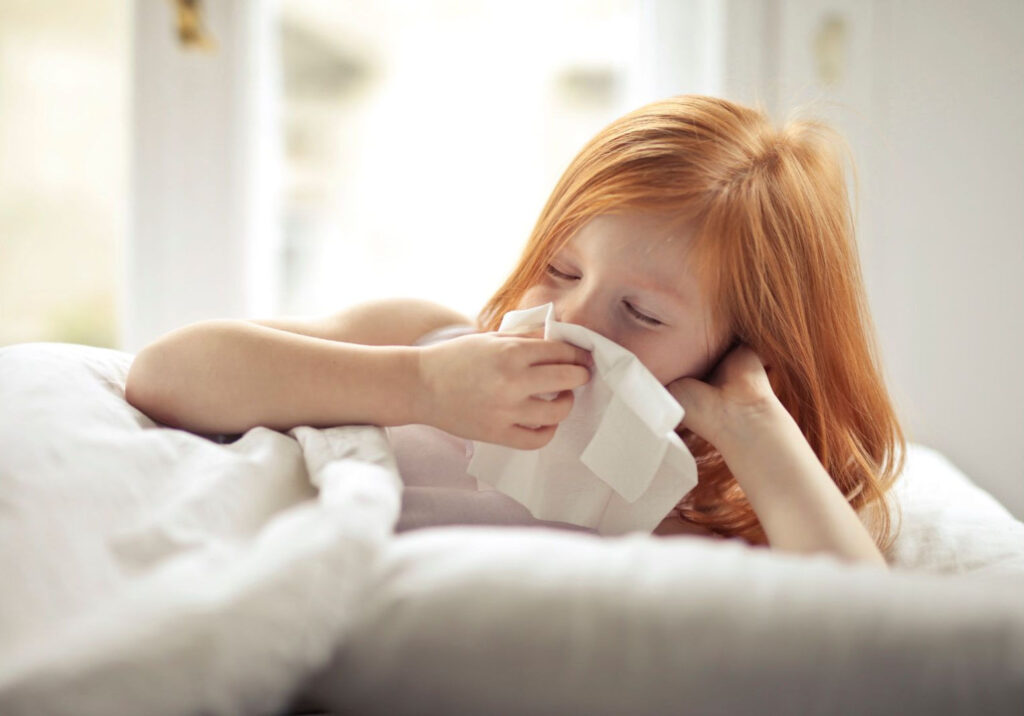 Простуда у ребёнка: как лечить ее правильно