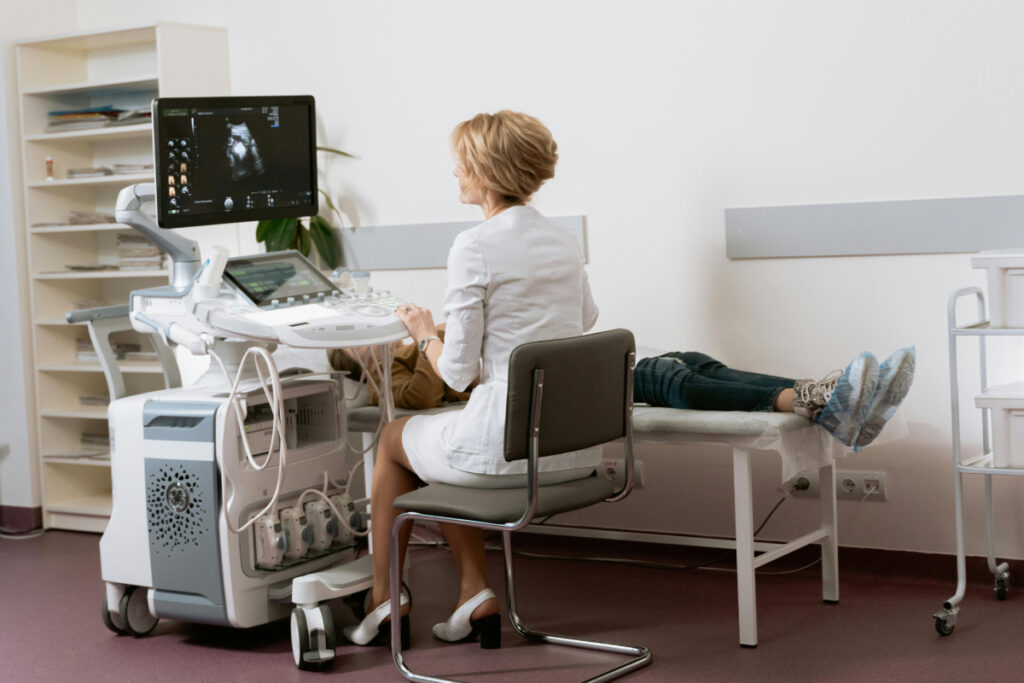 болезненные месячные